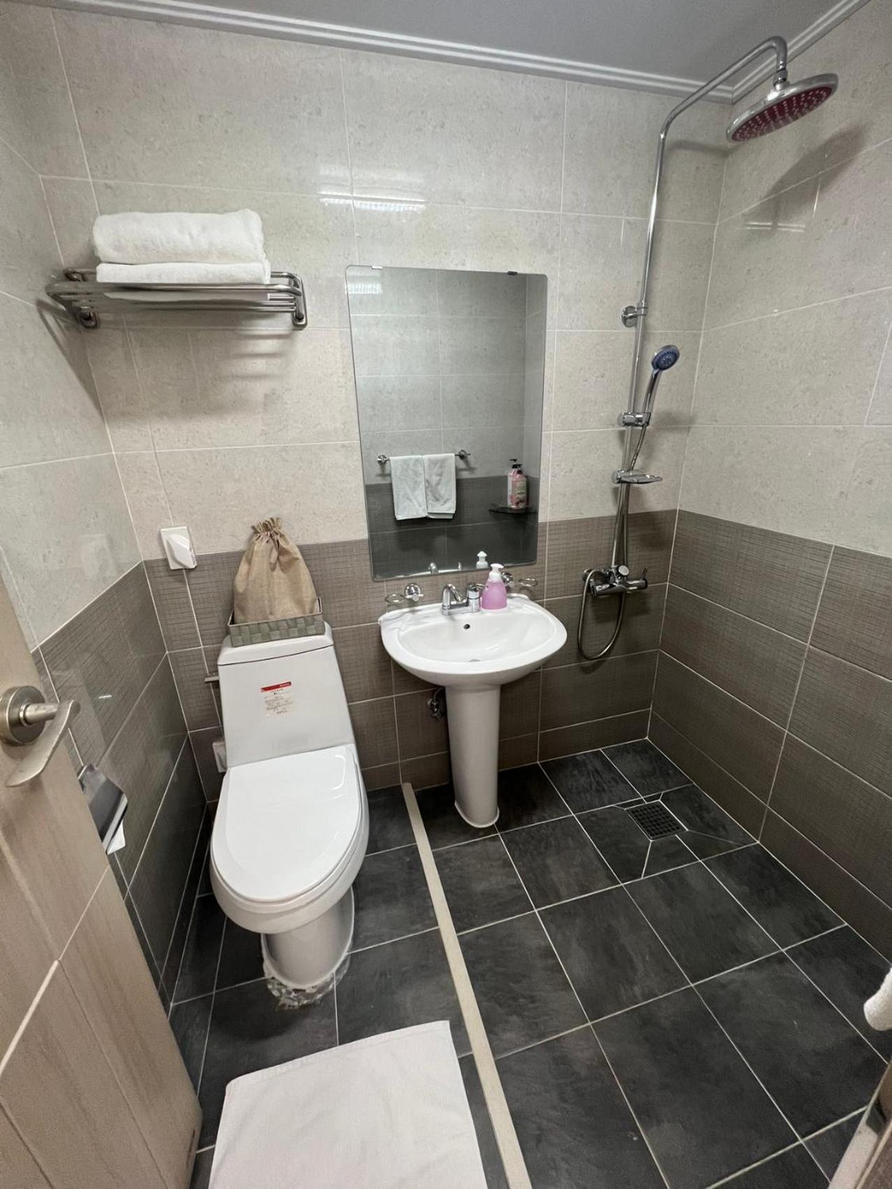 Apartament Living In Jeju Island Zewnętrze zdjęcie